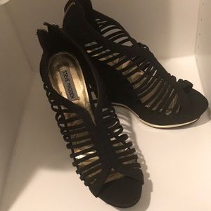 Black Steve Madden wedges